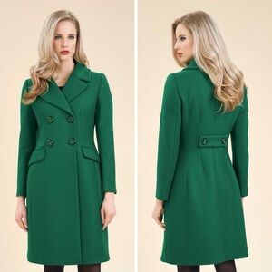 Luisa Spagnoli wool blend Kelly green statement coat.  Size small